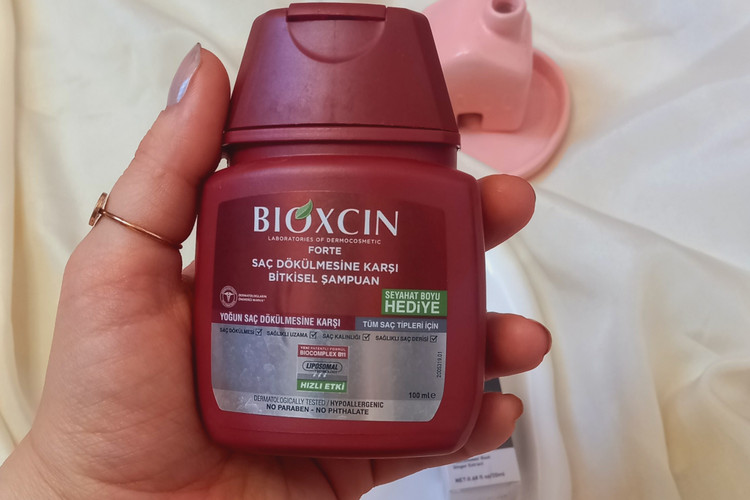 شامپو بیوکسین فورت ۱۰۰ میل